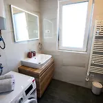 Azzurro - With Private Rooftop Jacuzzi Apartman Zára