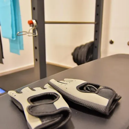 Azzurro - With Private Rooftop Jacuzzi 아파트