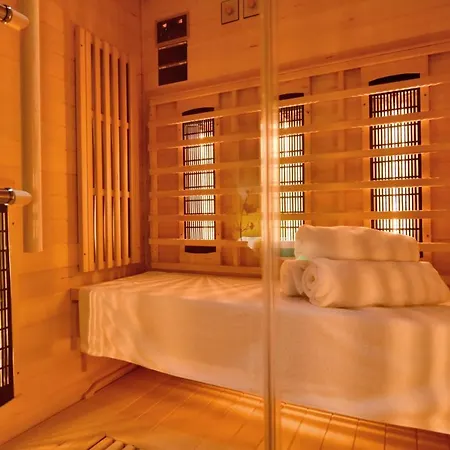 Апартаменты Azzurro - With Private Rooftop Jacuzzi Задар